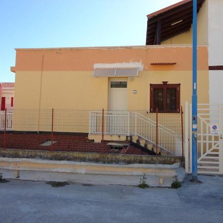 Baciati Dal Sole Apartment Порто Емпедокле Екстериор снимка