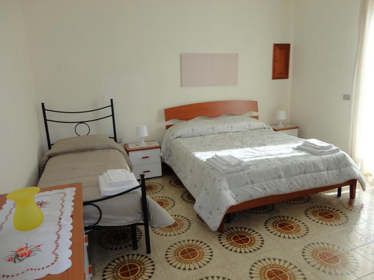 Baciati Dal Sole Apartment Порто Емпедокле Екстериор снимка