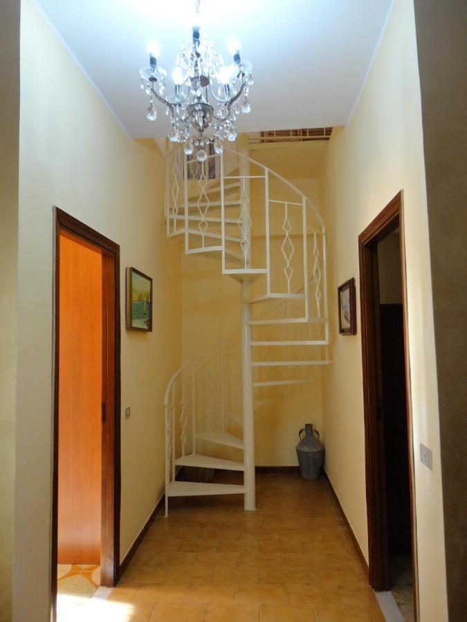 Baciati Dal Sole Apartment Порто Емпедокле Екстериор снимка