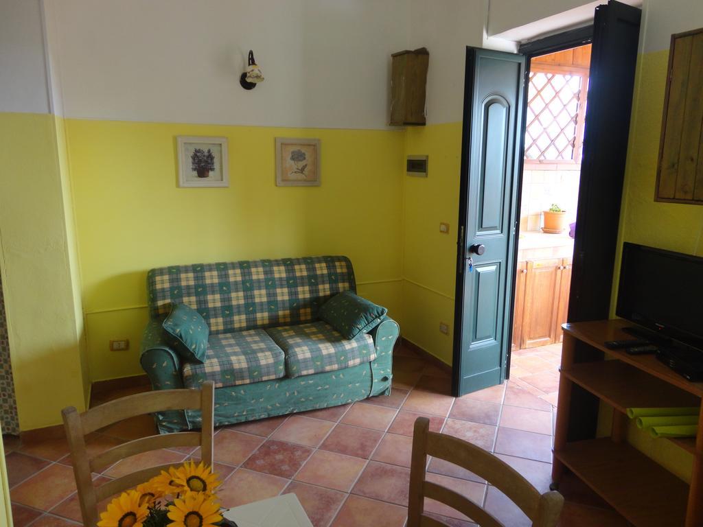 Baciati Dal Sole Apartment Порто Емпедокле Стая снимка