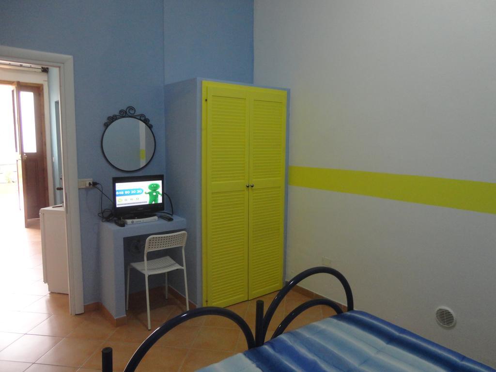 Baciati Dal Sole Apartment Порто Емпедокле Екстериор снимка
