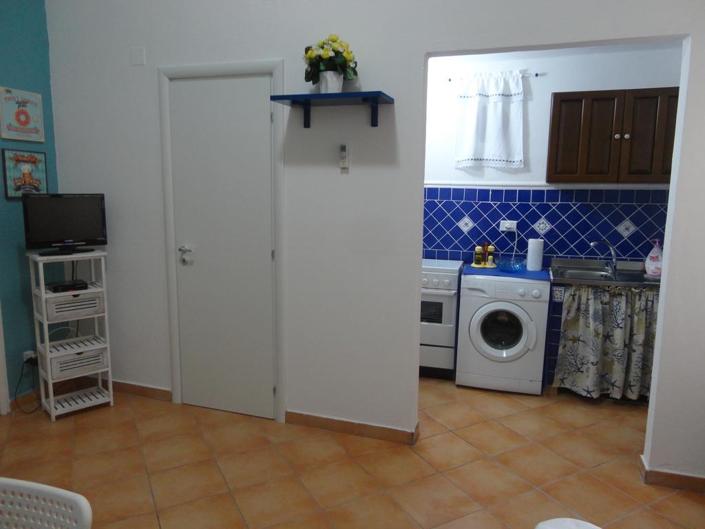 Baciati Dal Sole Apartment Порто Емпедокле Екстериор снимка
